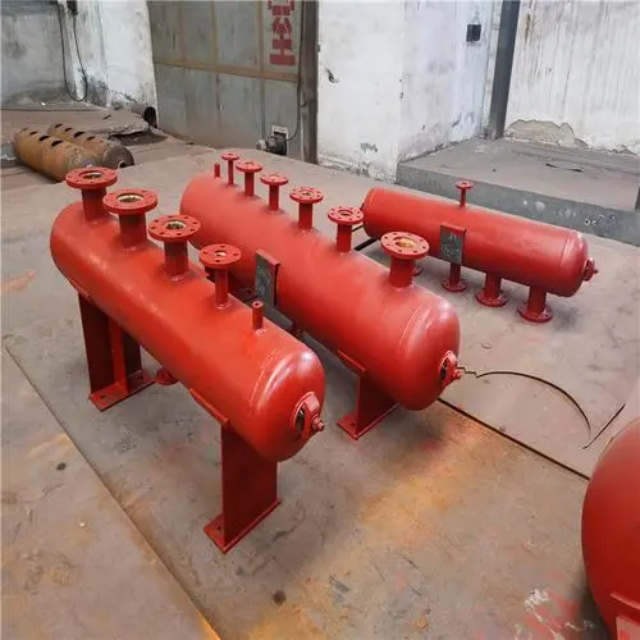 泉港分集水器安装高度
